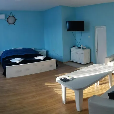 Хотел Тримата Мускетари Warna