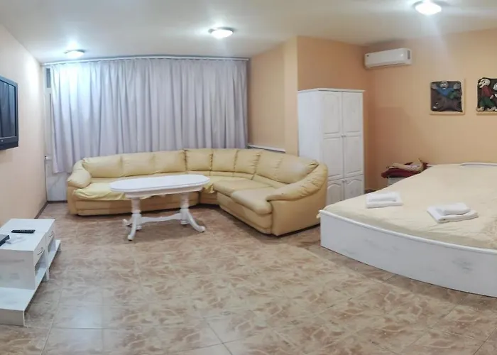 Хотел Тримата Мускетари * Várna