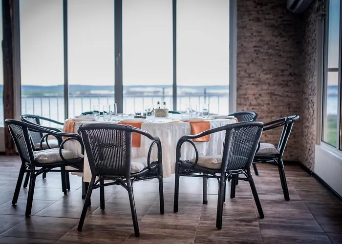 Хотел Тримата Мускетари Szálloda Várna